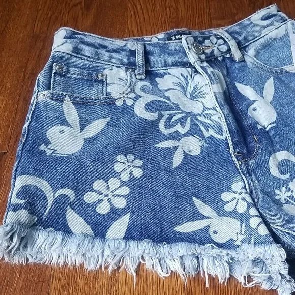 Playboy X Pacsun Luau Festival shorts size 24 - Picture 3 of 6